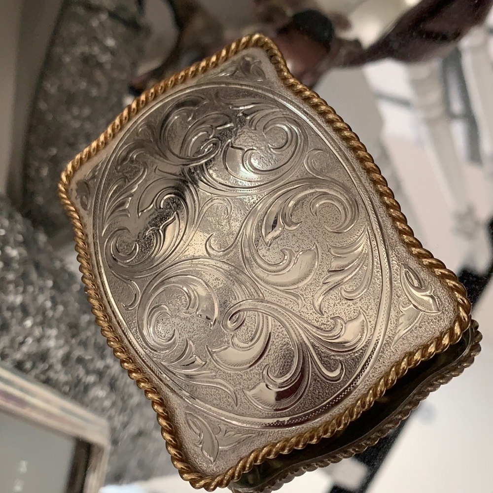 Montana Silversmiths Buckle